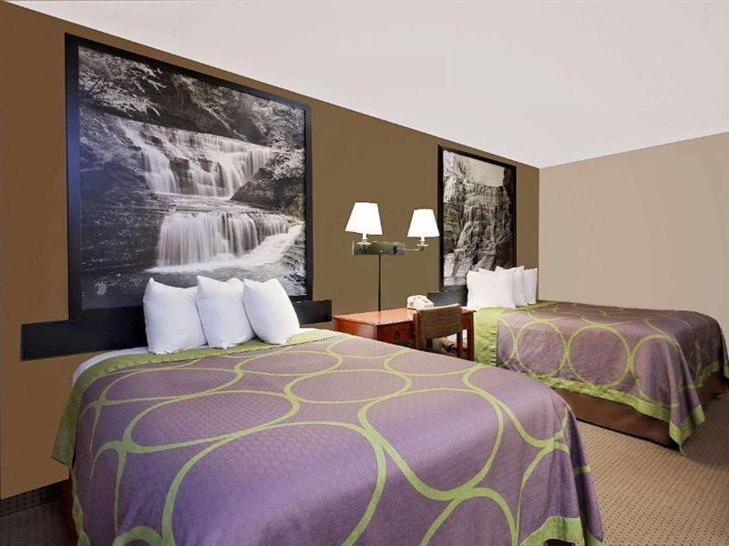 Super 8 By Wyndham Ithaca Exterior foto