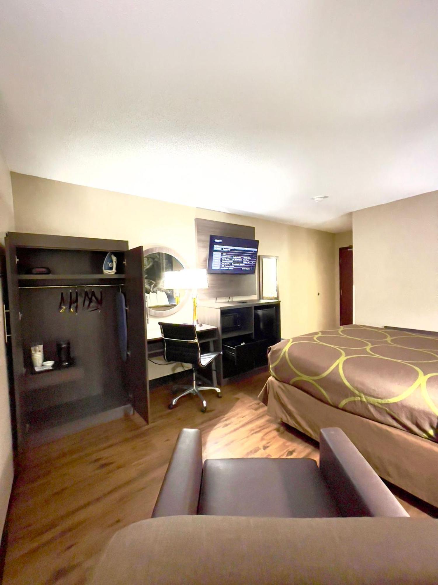 Super 8 By Wyndham Ithaca Exterior foto