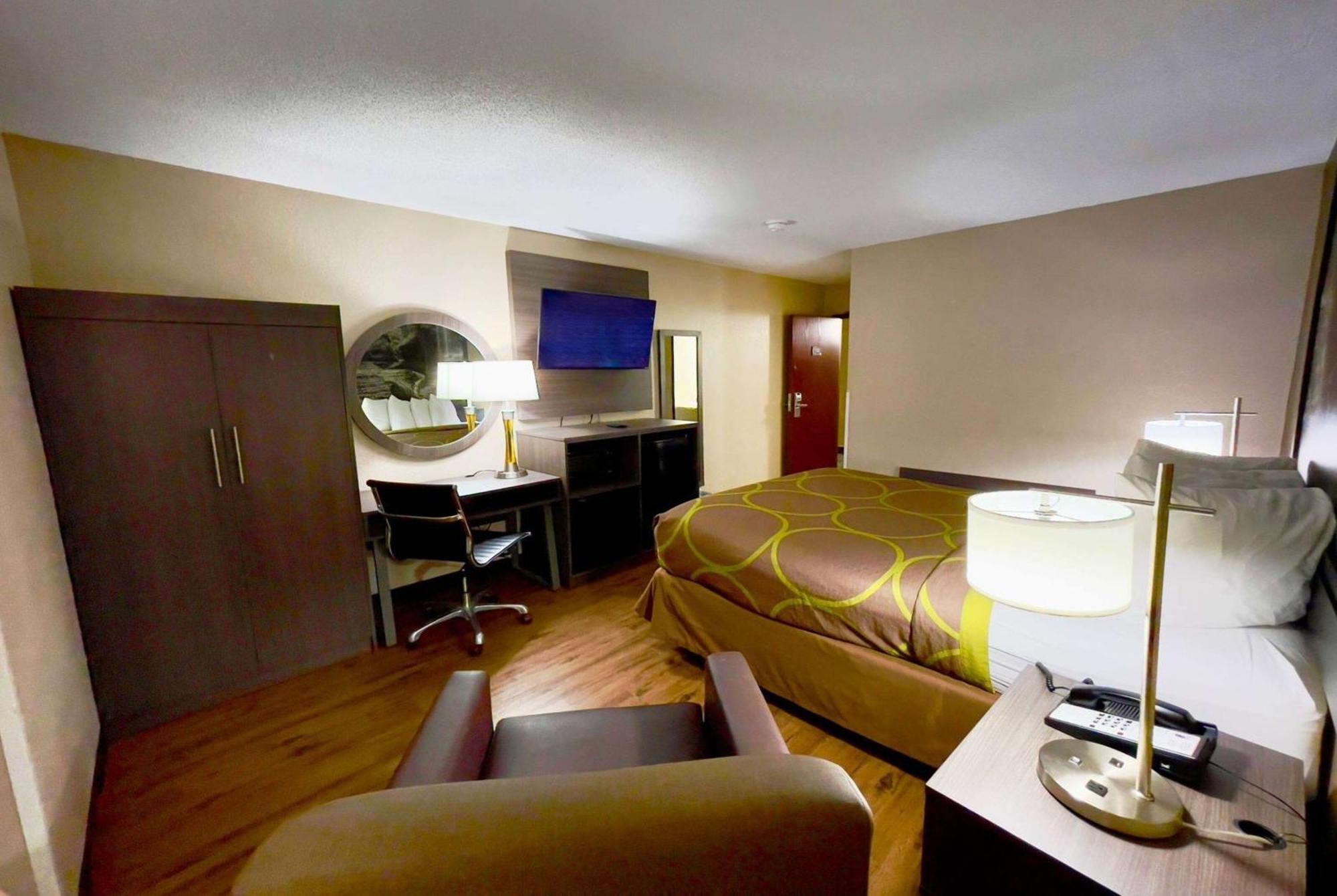 Super 8 By Wyndham Ithaca Exterior foto