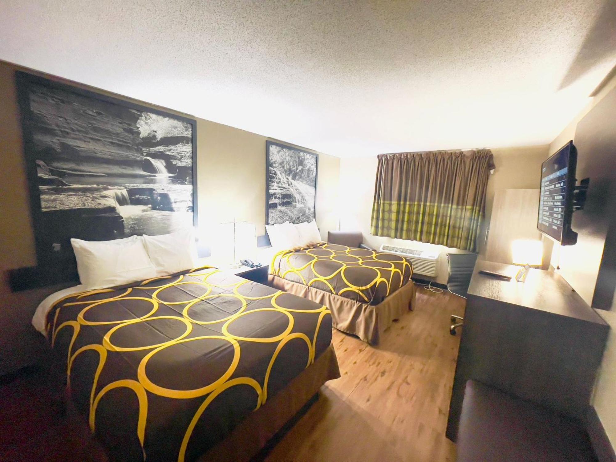Super 8 By Wyndham Ithaca Exterior foto