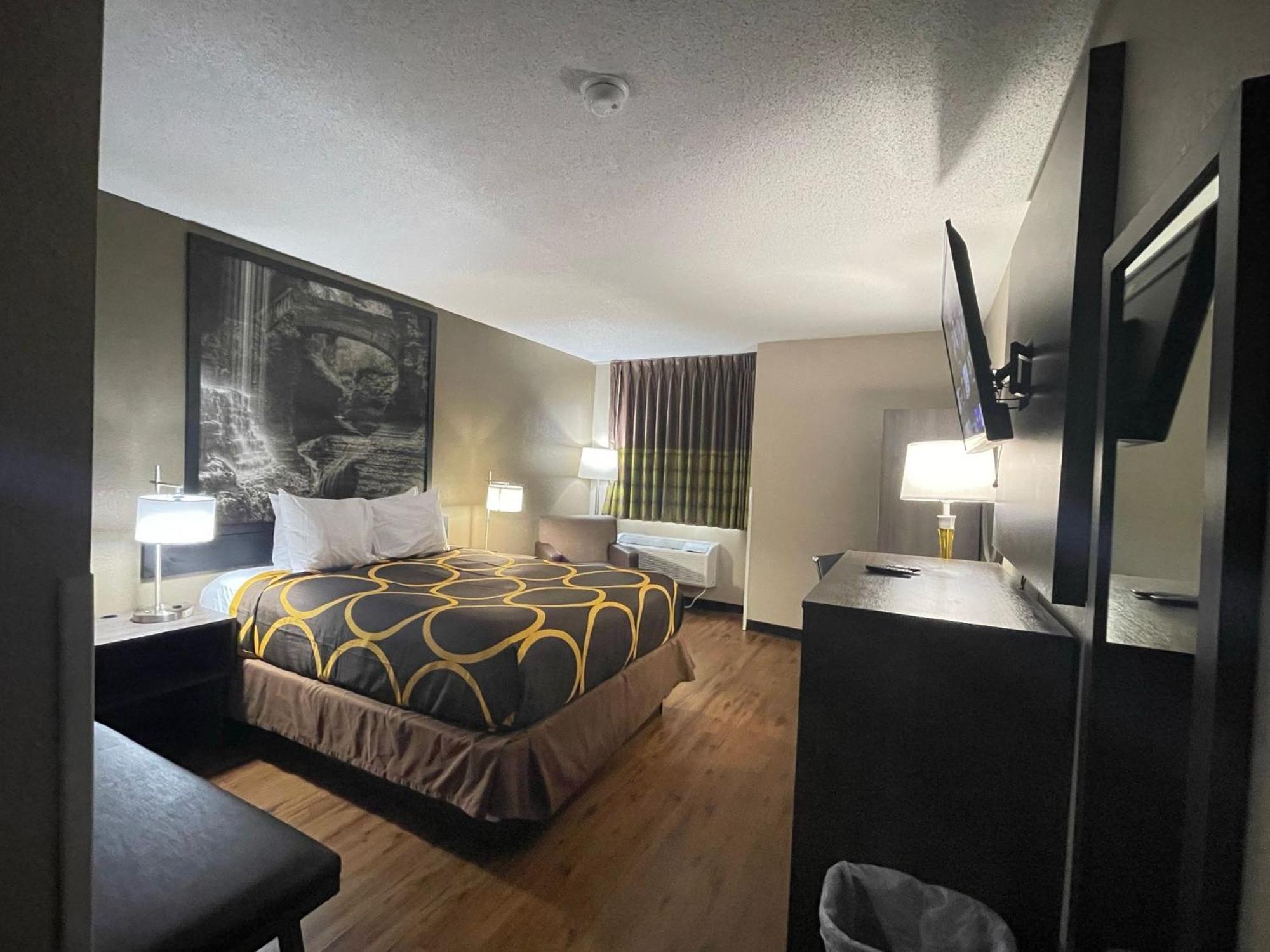 Super 8 By Wyndham Ithaca Exterior foto